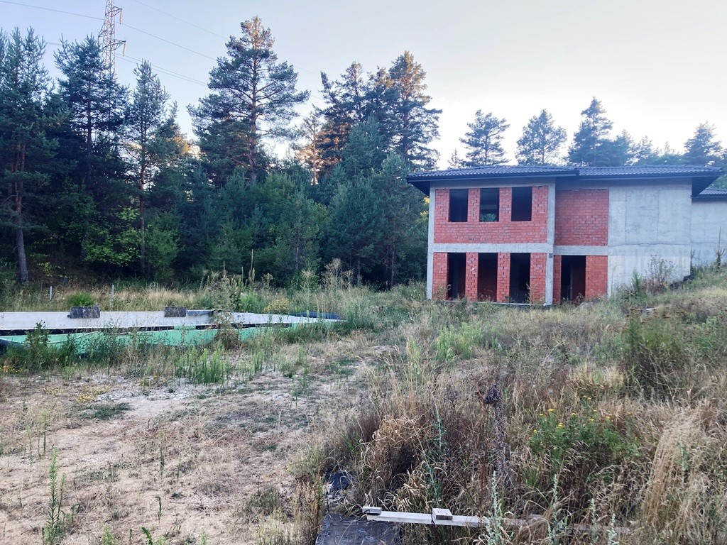 Banya Bulgaria House Plot with guest houses