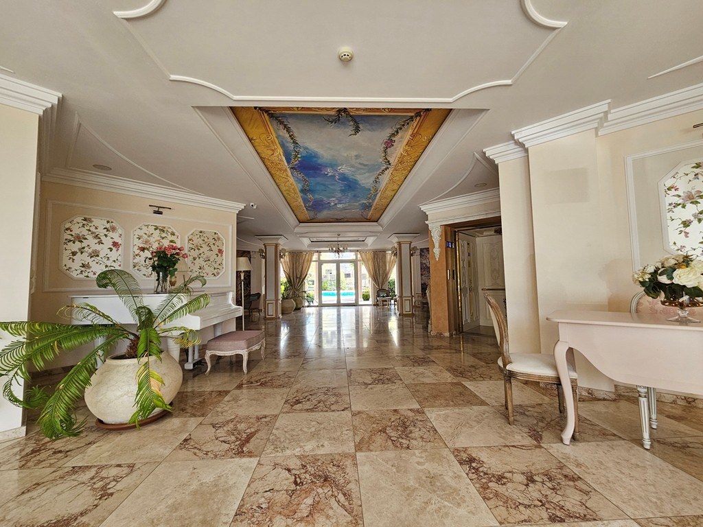 Słoneczny Brzeg Bułgaria 3-pokojowy Apartament Izida Palace