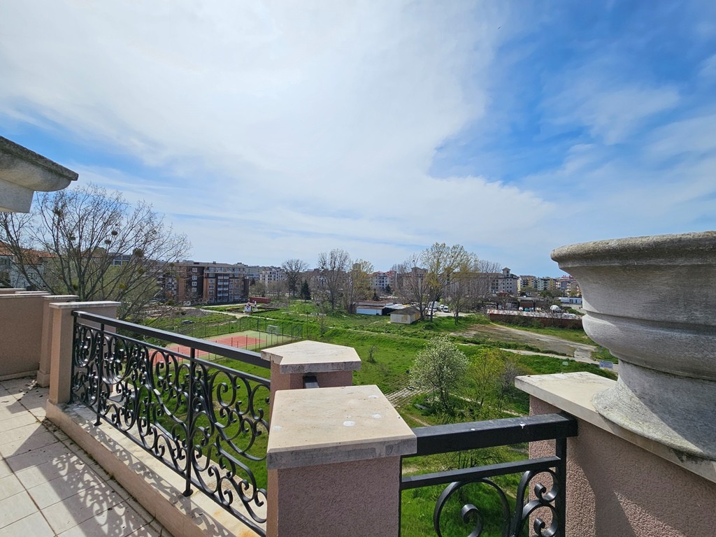 Słoneczny Brzeg Bułgaria 3-pokojowy Apartament Izida Palace